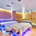Luxury Condo With City Views In Downtown Miami